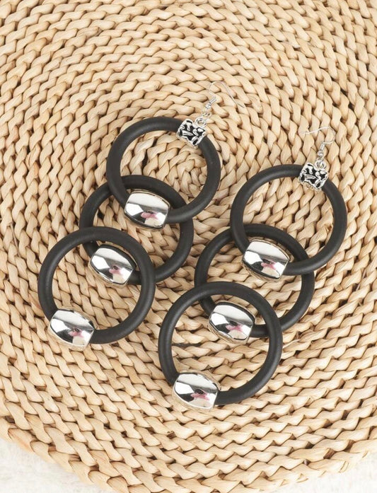 Boucle d’oreille unique
