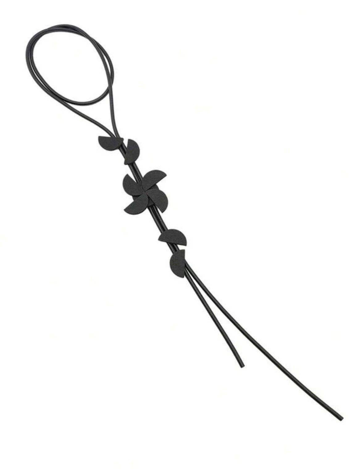 Collier à demi-cercles unique