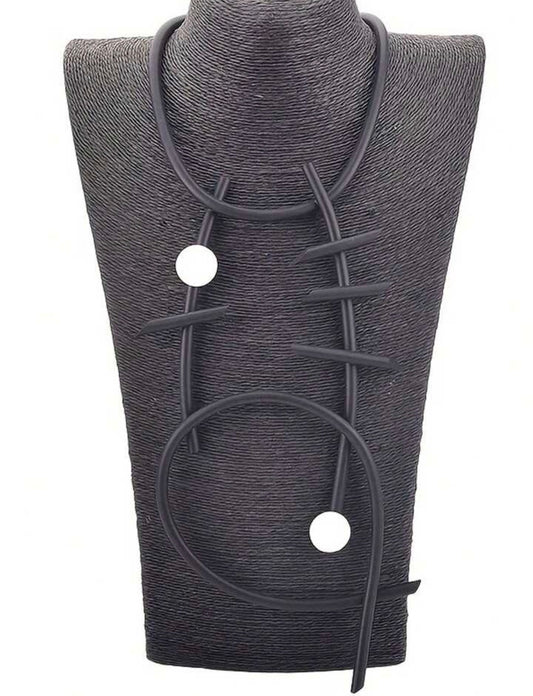 Collier géométrique noir