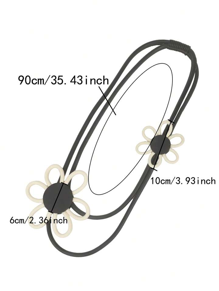Collier en caoutchouc avec des formes de fleurs