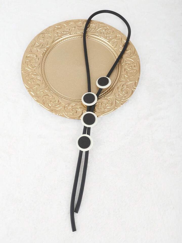 Collier géométrique neutre